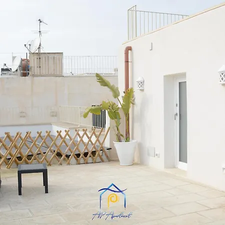 Scaglione Palace בית הארחה