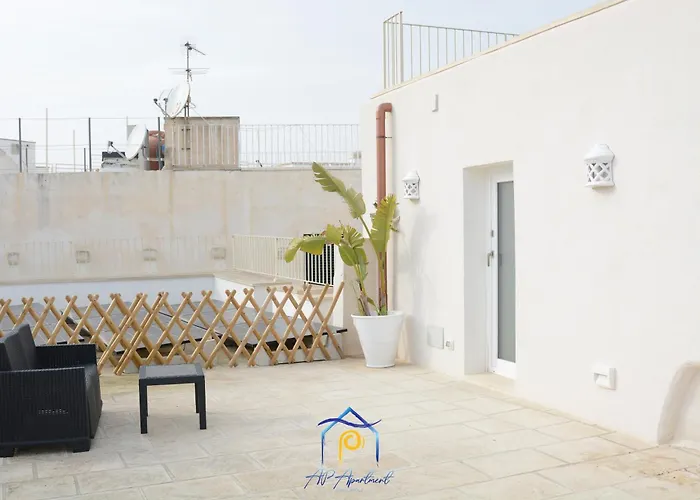 Scaglione Palace בית הארחה